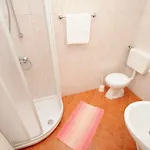 5587c Apartment *