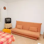 Apartment 5587c *