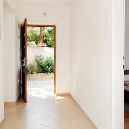 Apartment 5587c *